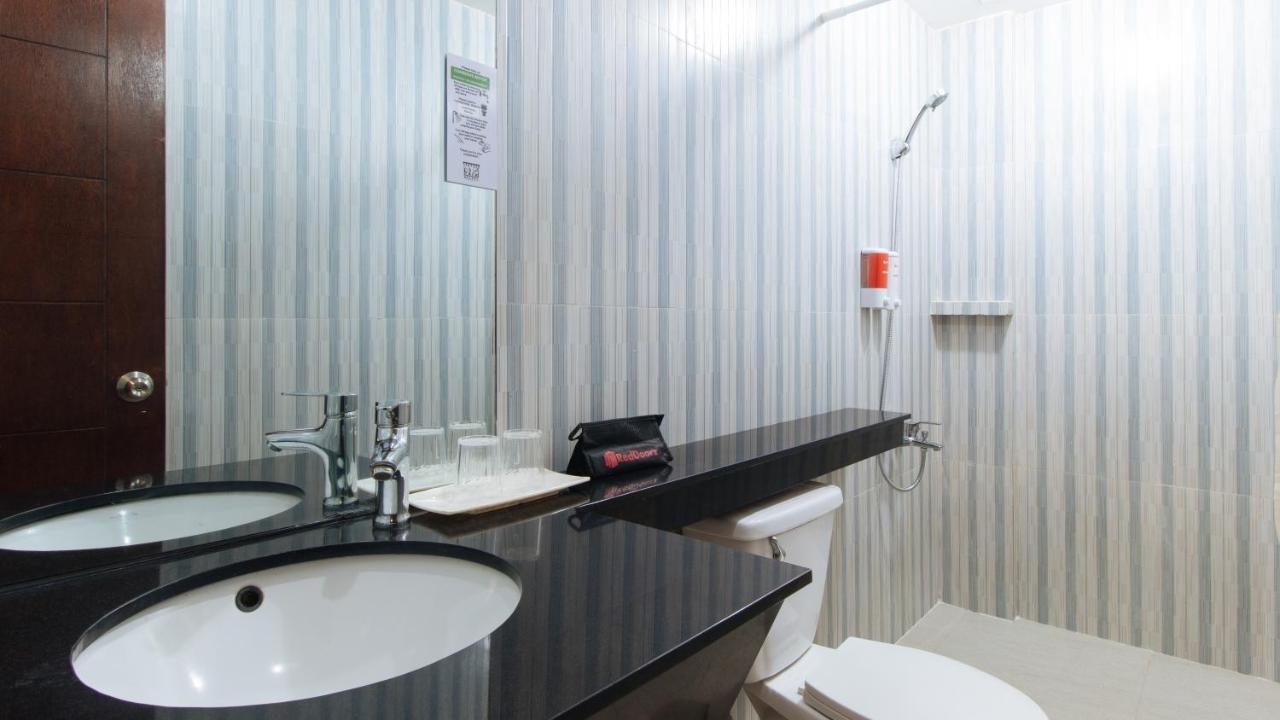 Reddoorz Plus @ Melsol Metro Vigan Extérieur photo