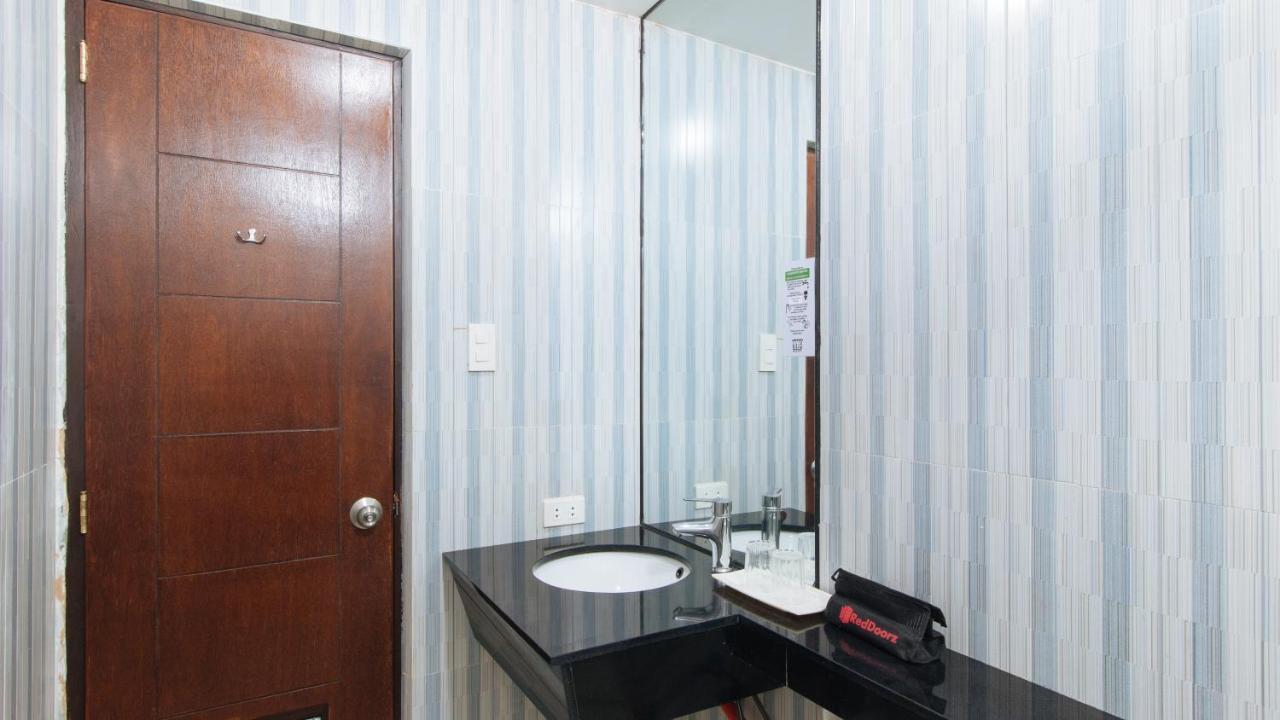 Reddoorz Plus @ Melsol Metro Vigan Extérieur photo