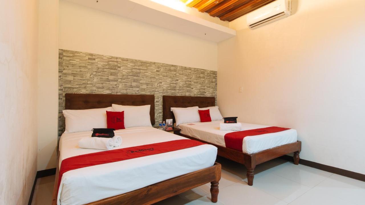 Reddoorz Plus @ Melsol Metro Vigan Extérieur photo