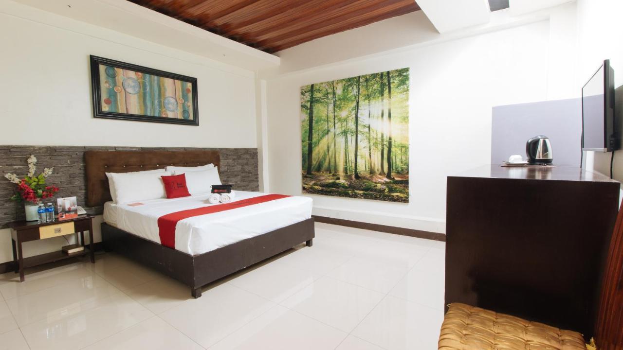 Reddoorz Plus @ Melsol Metro Vigan Extérieur photo